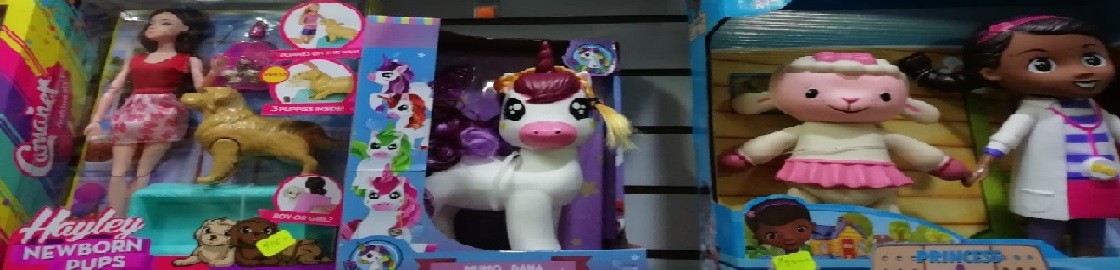 Muñeca con cama